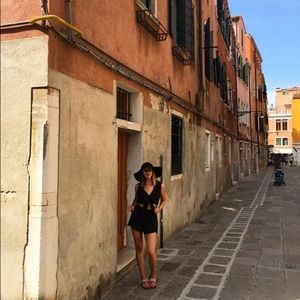 Meet your Posher, Kait